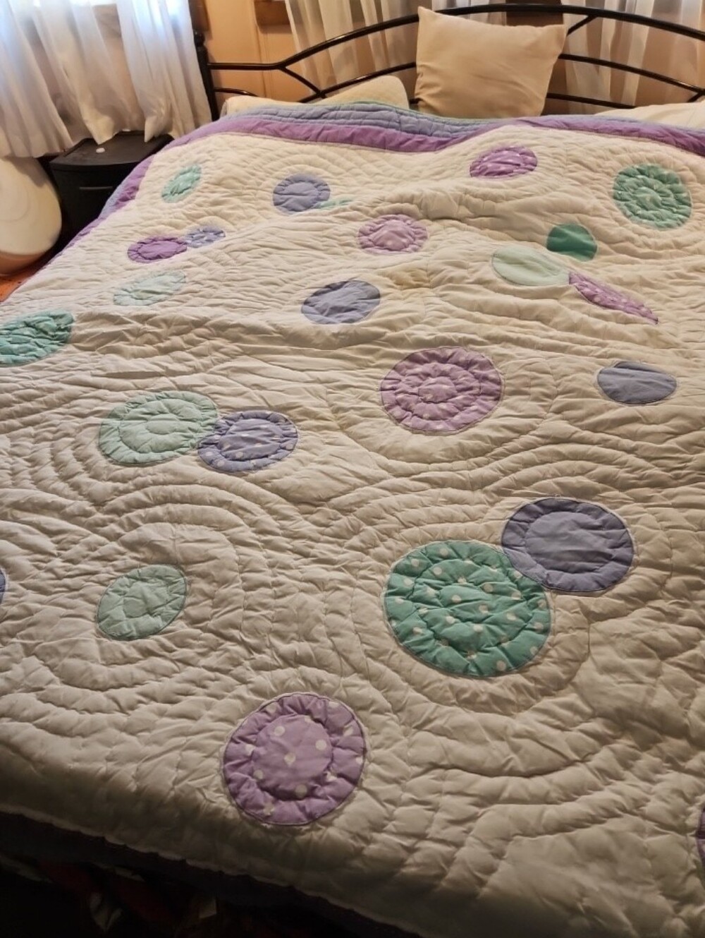 PB TEEN (pottery barn) Full/Queen Pastel Circles Polka Dots Swirl Quilt